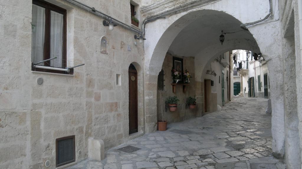 Arco Sallustio Монополи Экстерьер фото